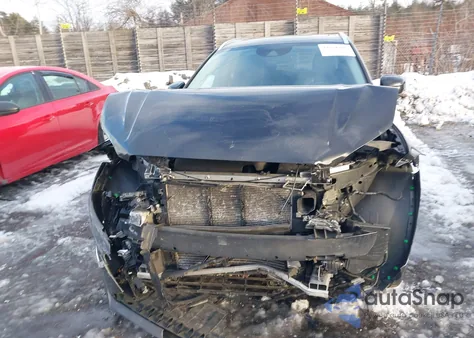 2021 Volvo Xc60 T5 Inscription z USA, uszkodzony, nr VIN YV4102RL5M1695828